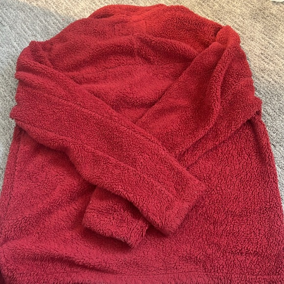 American Outdoor Co. True Grit Red Half Zip - Picture 5 of 6